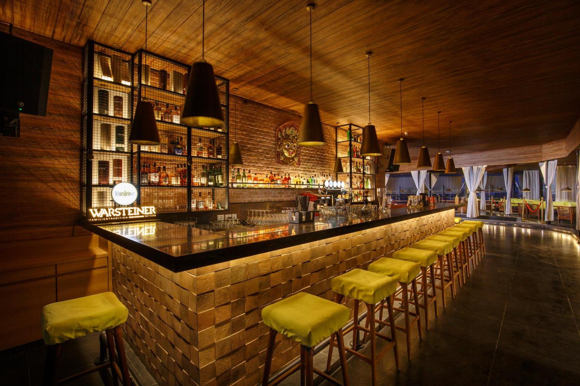 Hotel Ambassador By Ace Hotels Kathmandu Buitenkant foto