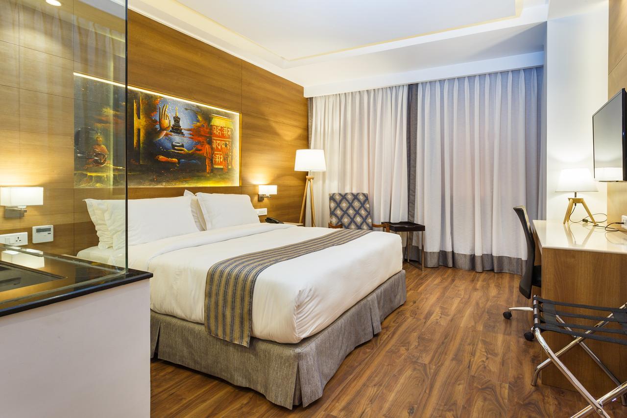 Hotel Ambassador By Ace Hotels Kathmandu Buitenkant foto